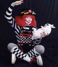 DOODLE the Clown — Comedy Speaker