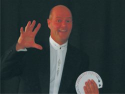 Ken McCreedy — Comedy Speaker